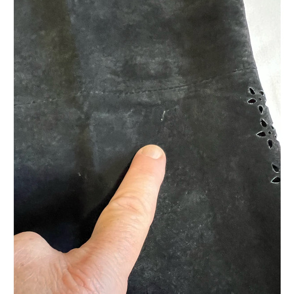 Sutton Studio Genuine Suede Leather Black Laser Cut Pants, Size 6 - Picture 10 of 12